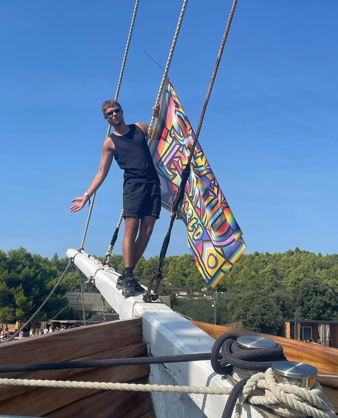 Vlag "Pride is Life"