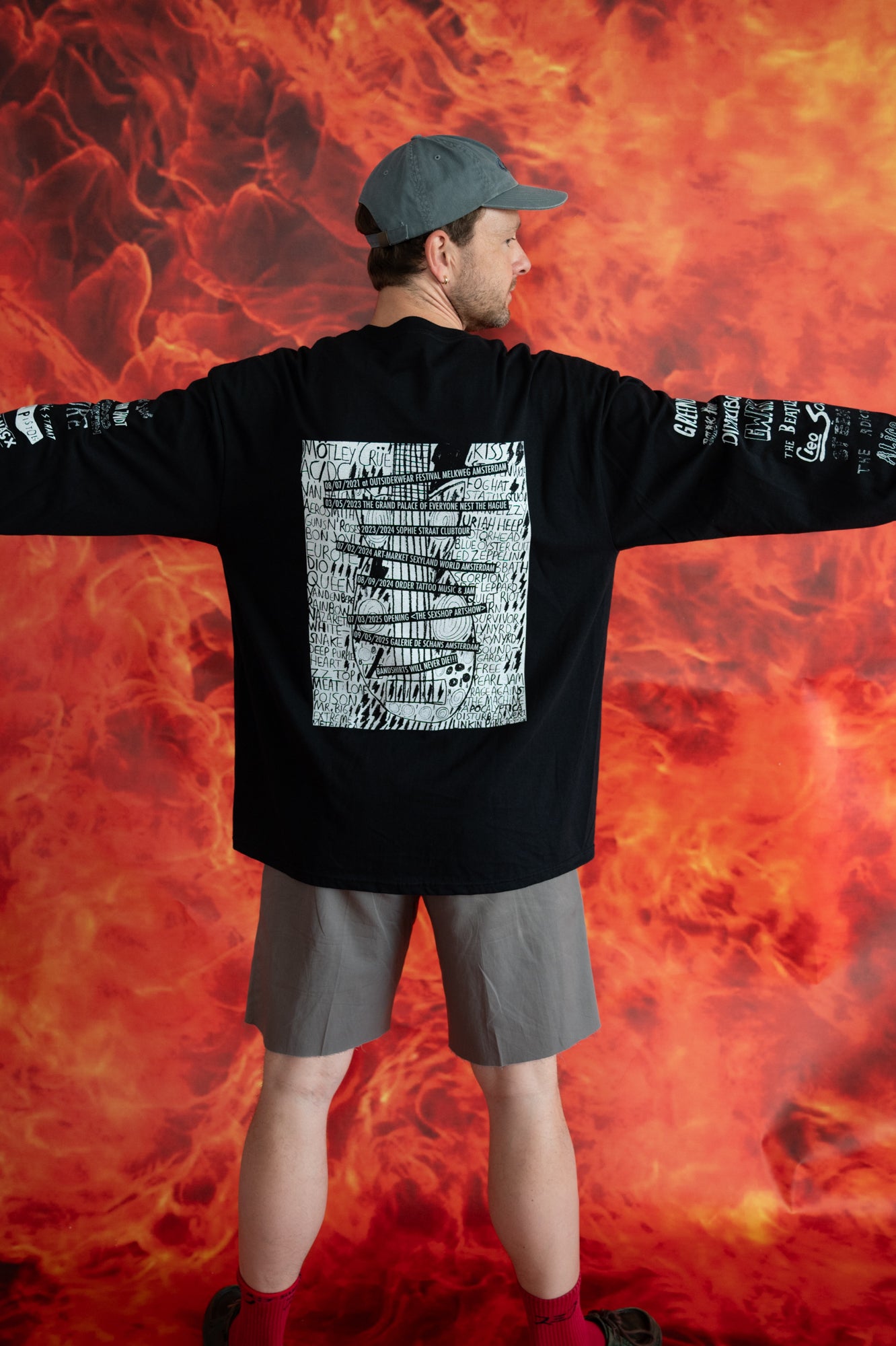 DE BANDSHIRTS WILL NEVER DIE ! LONGSLEEVE